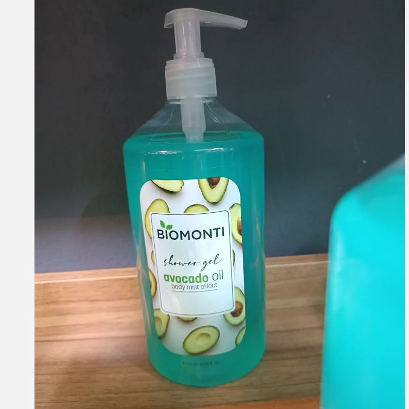 شامپو بدن بدون سولفات و پارابن بیومونتی Biomonti حاوی روغن آووکادو 1000 میل
