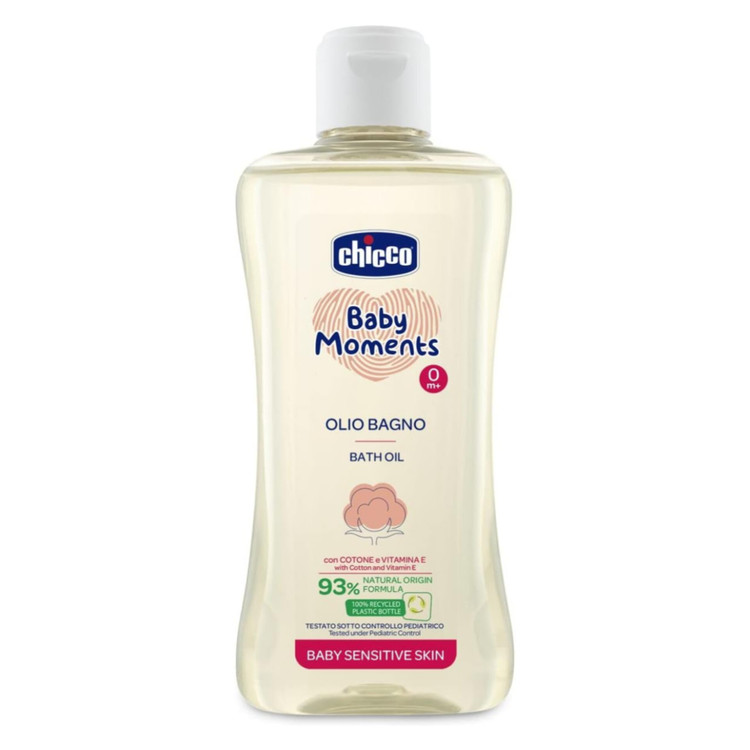 روغن حمام کودک چیکو مدل Baby Moments حجم 200 میل اورجینال مناسب پوست حساس نوزاد و کودک، حاوی روغن پنبه و ویتامین E